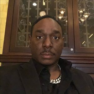 Meet your Posher, Gregory